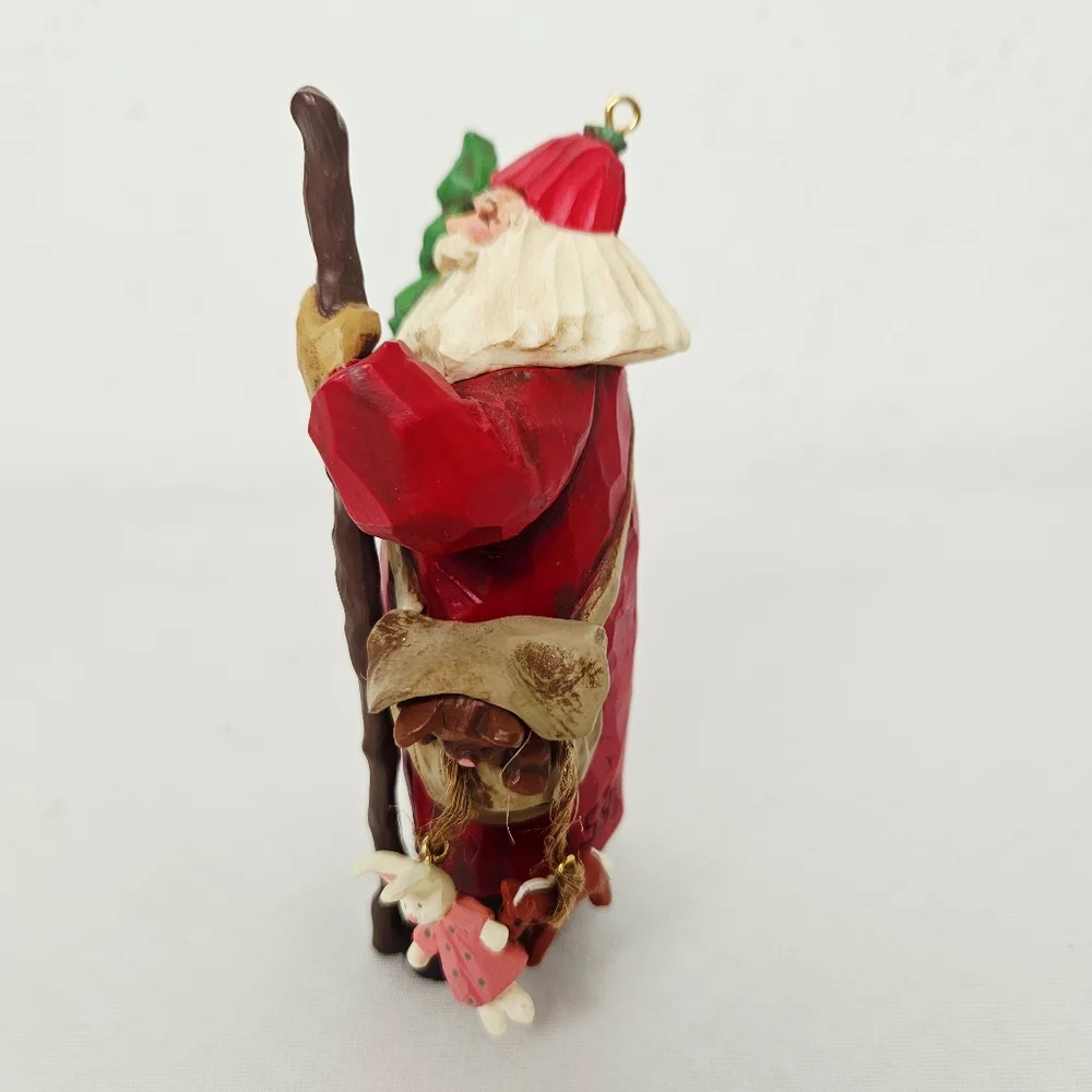 Hallmark Keepsake “Making His Way” Santa Ornament 1998 Collector’s Club
